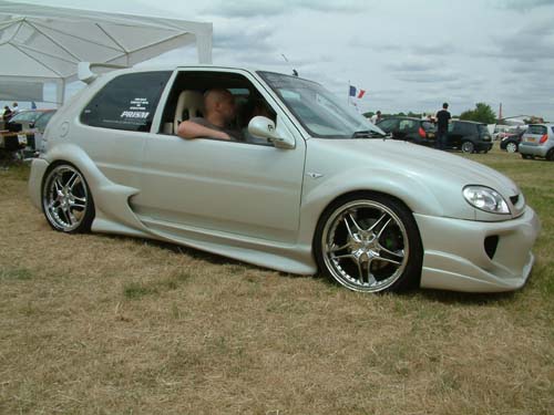 Car Profile 21 - Neal's Saxo